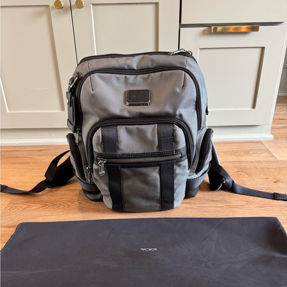 Tumi gray men’s backpack